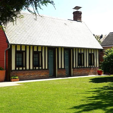 Clos Des Paquerettes : Maison Avec Jardin Privatif イヴト エクステリア 写真