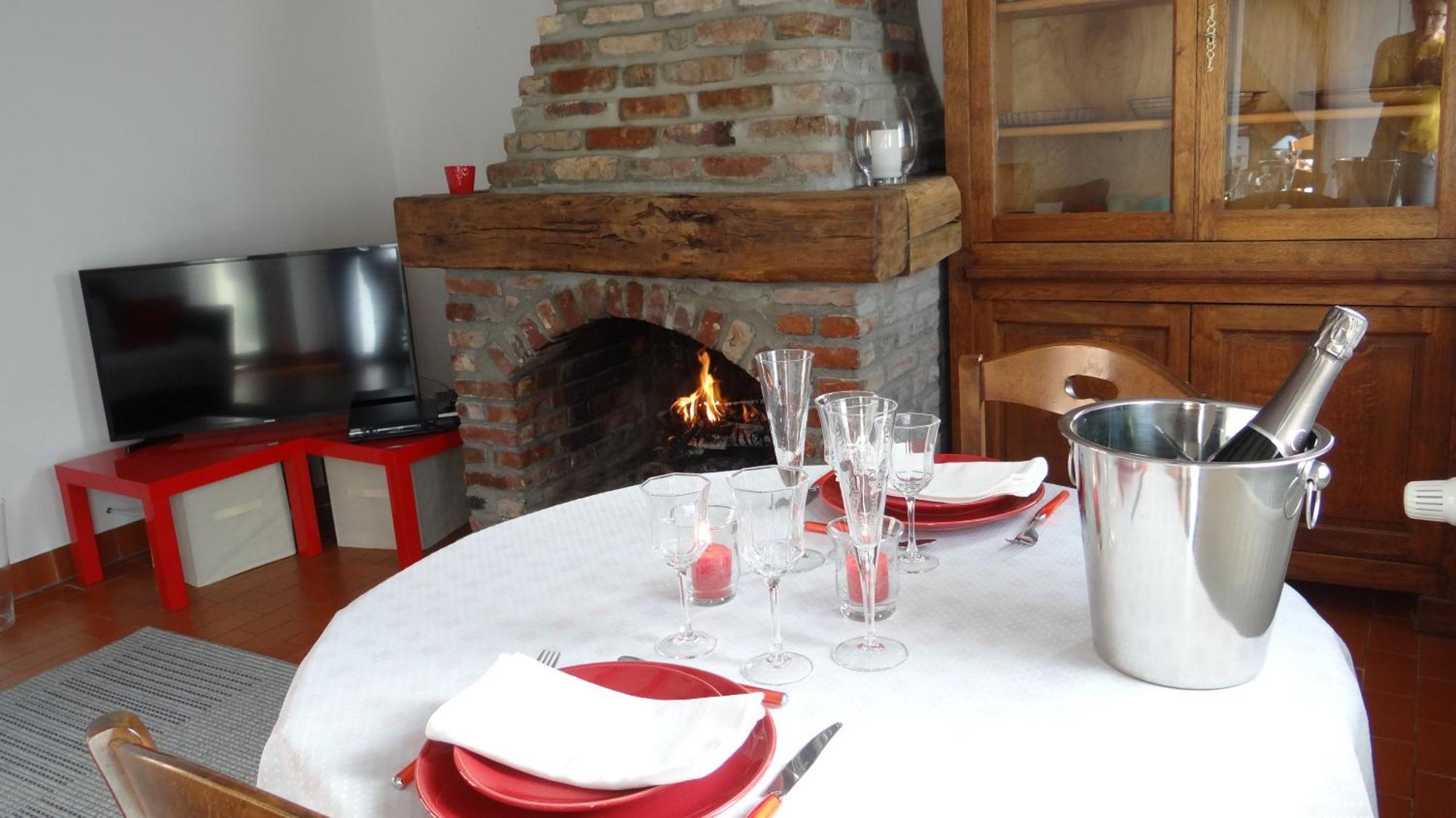 Clos Des Paquerettes : Maison Avec Jardin Privatif イヴト エクステリア 写真